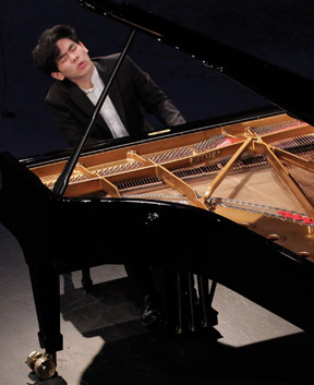 Fredericksburg Music Club, Inc. Presents The Bronze Medalist From The 15th Van Cliburn International Piano Competition In Concert September 17, 2017